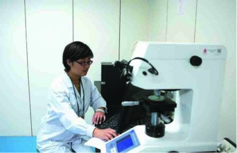 揭秘故宫文物检测研究实验室：用显微镜保护文物